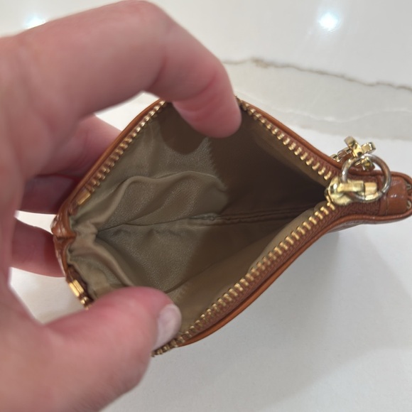 Tory Burch credit card/key holder. - Picture 4 of 6